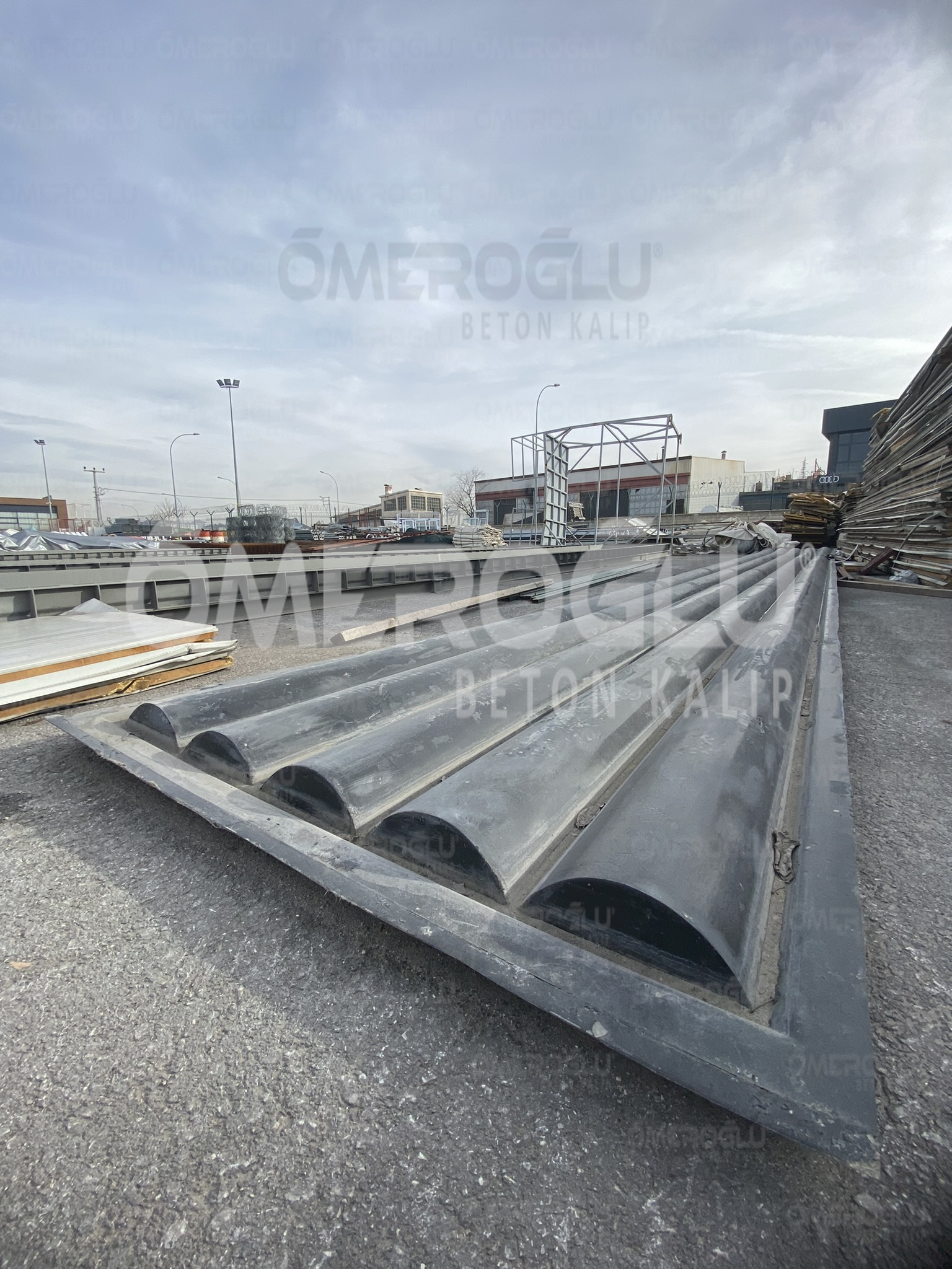 Büyük Butik Beton Kalıplar